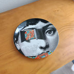 VyloEyes: Italian Vintage Face Wall Plate