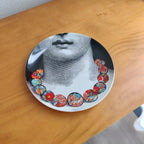VyloEyes: Italian Vintage Face Wall Plate