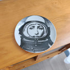 VyloEyes: Italian Vintage Face Wall Plate